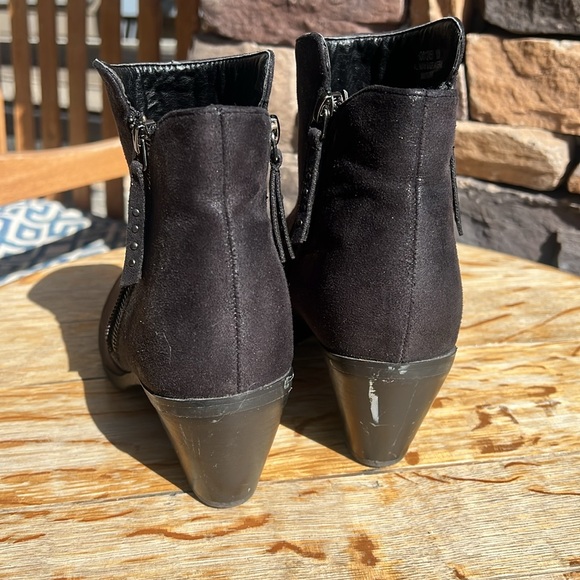 Lane Bryant Black Shootie Heel Boots Shoes Faux Suede Zipper WIDE WIDTH 10W - Picture 4 of 10